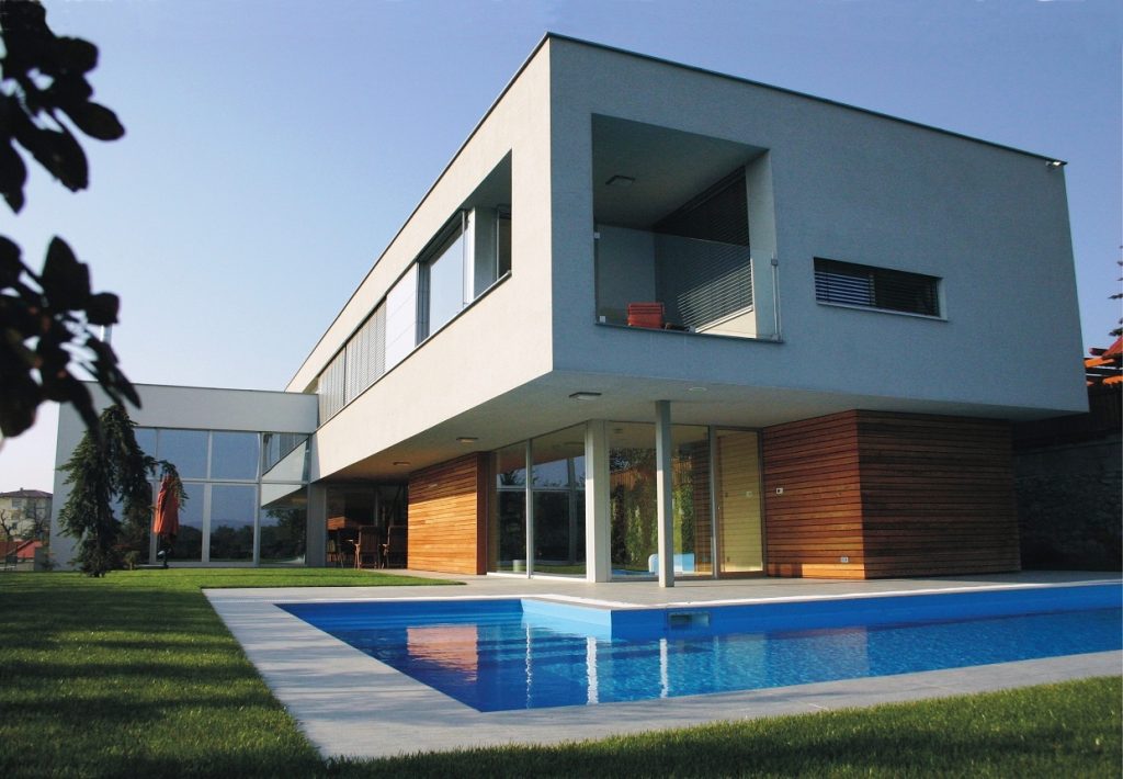 Rodinná vila Koliba pohľad s bazénom