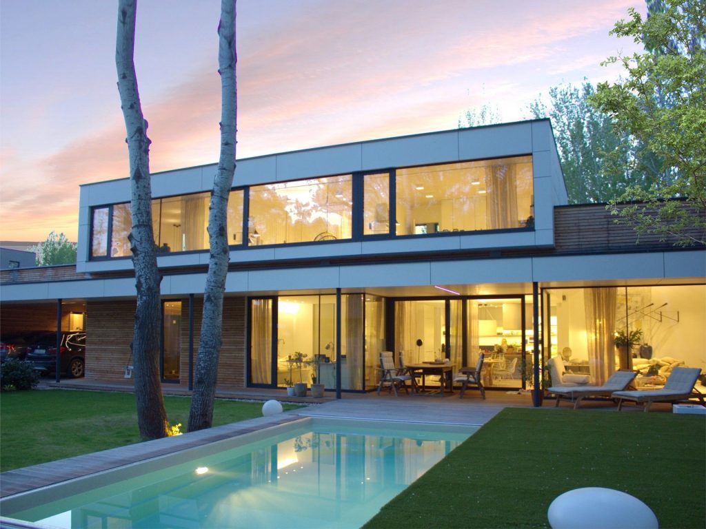 Viladom z CLT panelov