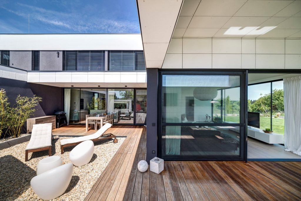 CLT rodinný dom Praha pátio