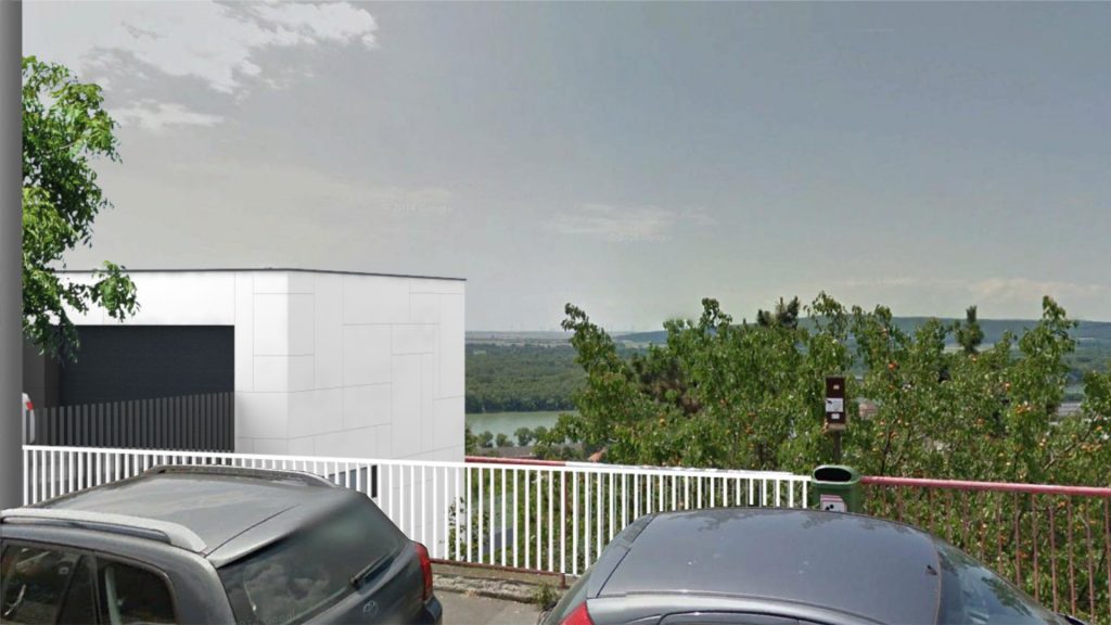 Rodinný dom vo svahu z ulice