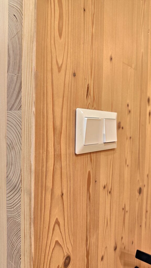 Dom CLT 23 vo svahu Karpát pohľadové CLT steny