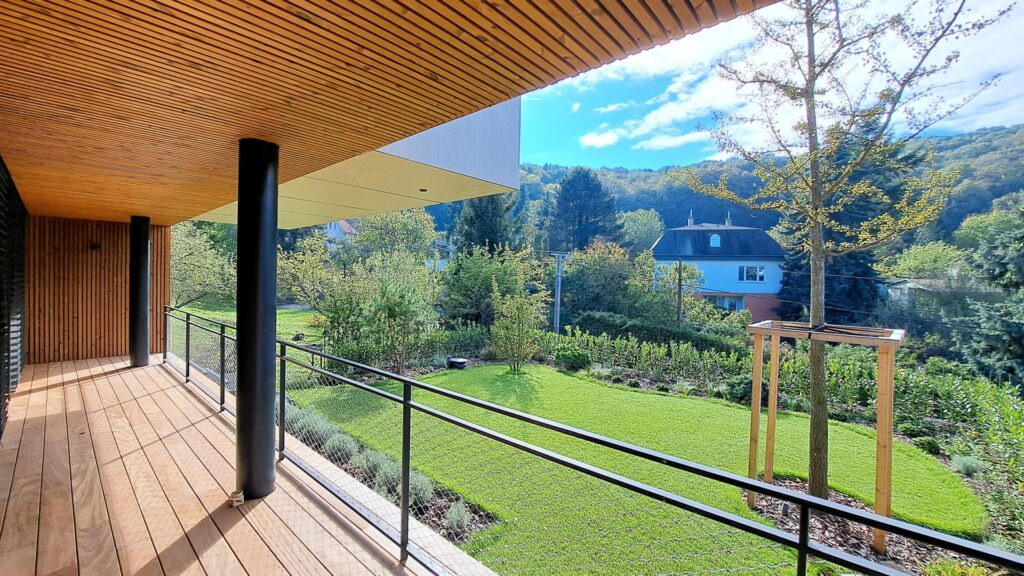 Dom CLT Peráček schody