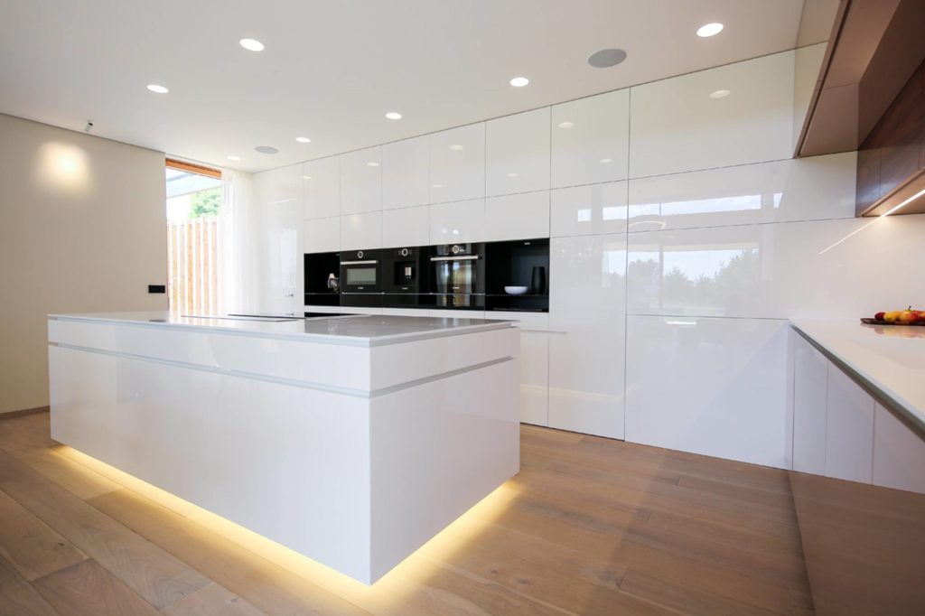 Molnár Peráček kuchynská linka interiér