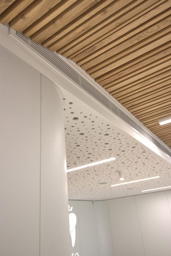 EDC zubná ambulancia Molnár Peráček podhľad