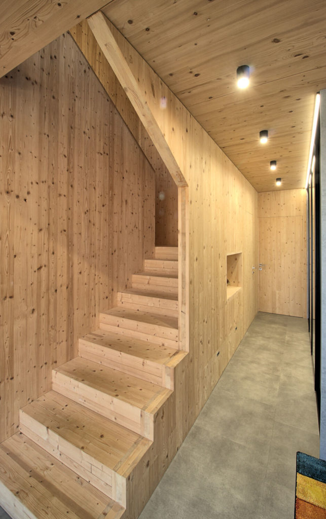 Rodinný dom CLT 14 schody Peráček