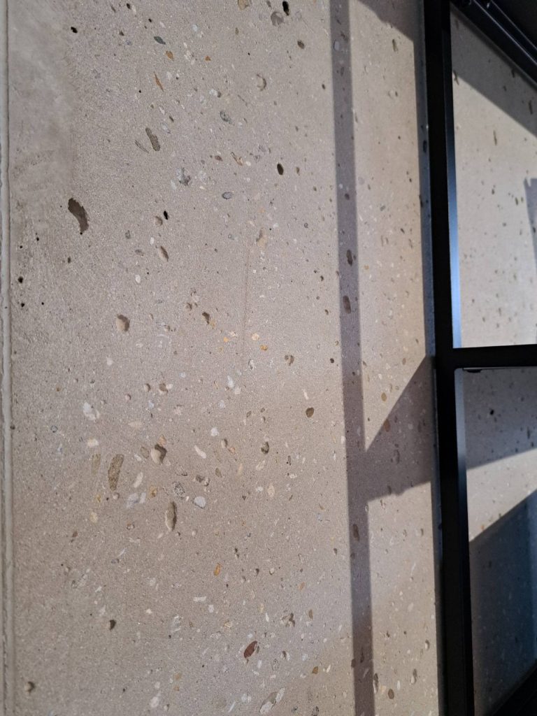 brúsený betón ateliér Peráček