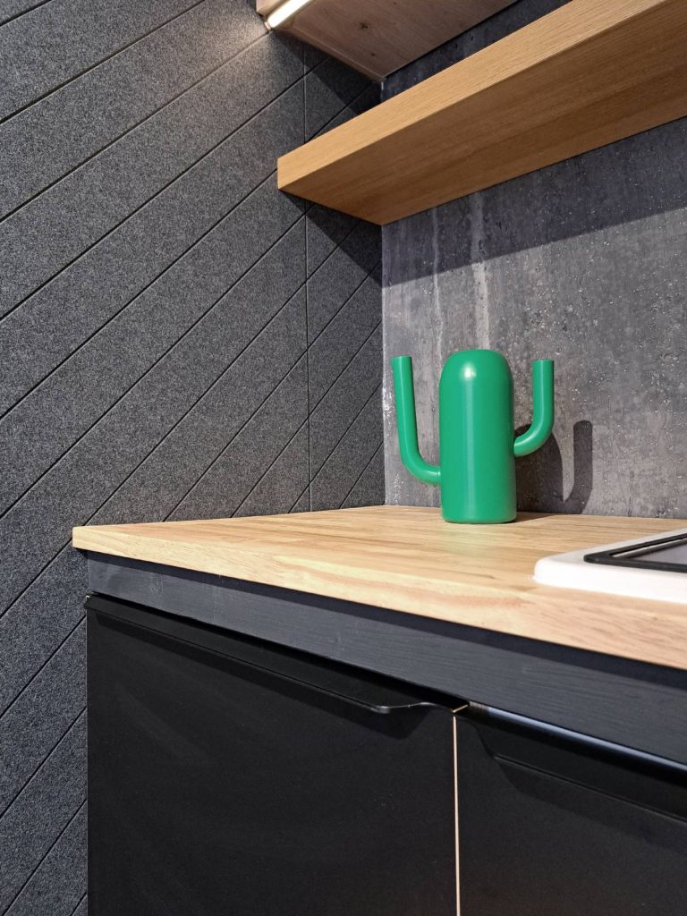 pracovná doska ateliér Peráček