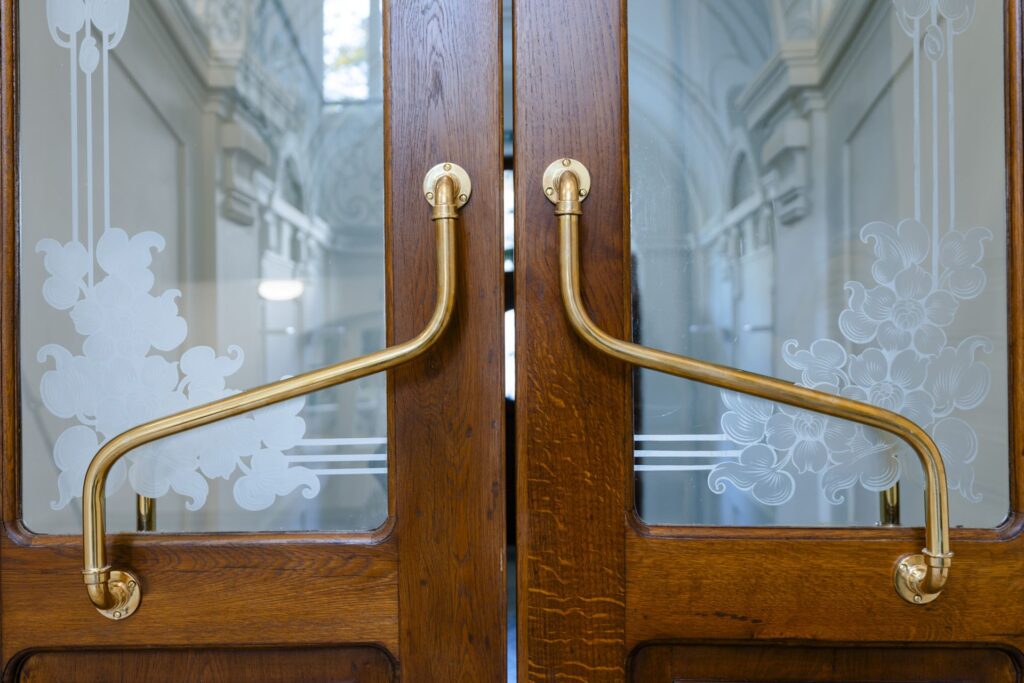 atelier Peráček NKP Šulekova 3 madlo dverí